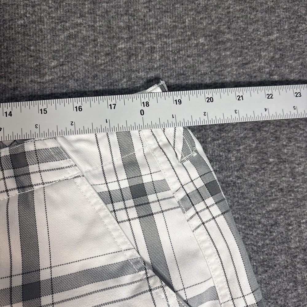 Mens Quicksilver Shorts Size 38 White & Grey Plaid Y2K Surf Skate - Picture 5 of 11